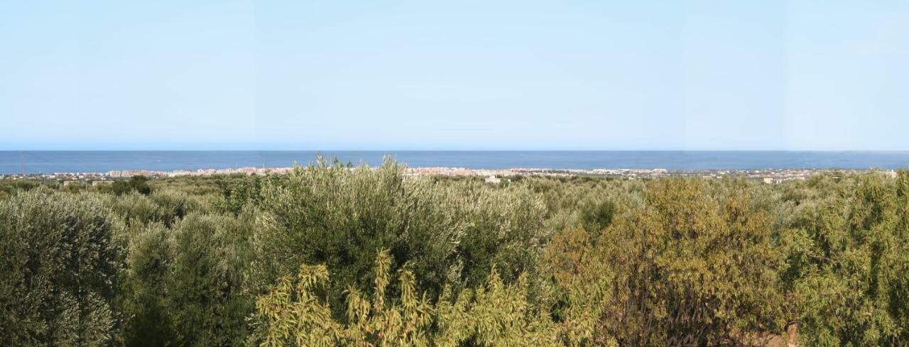 Masseria Due Torri Monopoli Bagian luar foto
