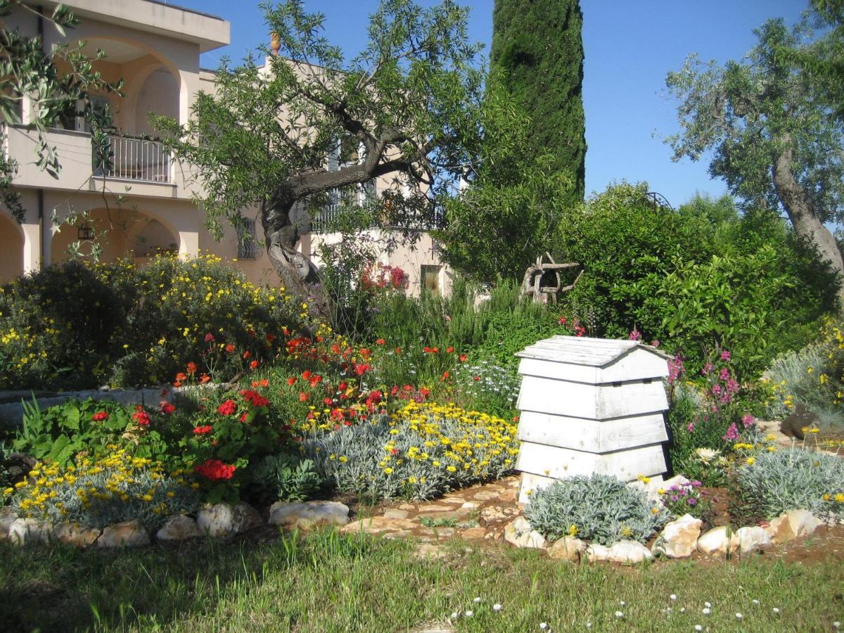 Masseria Due Torri Monopoli Bagian luar foto