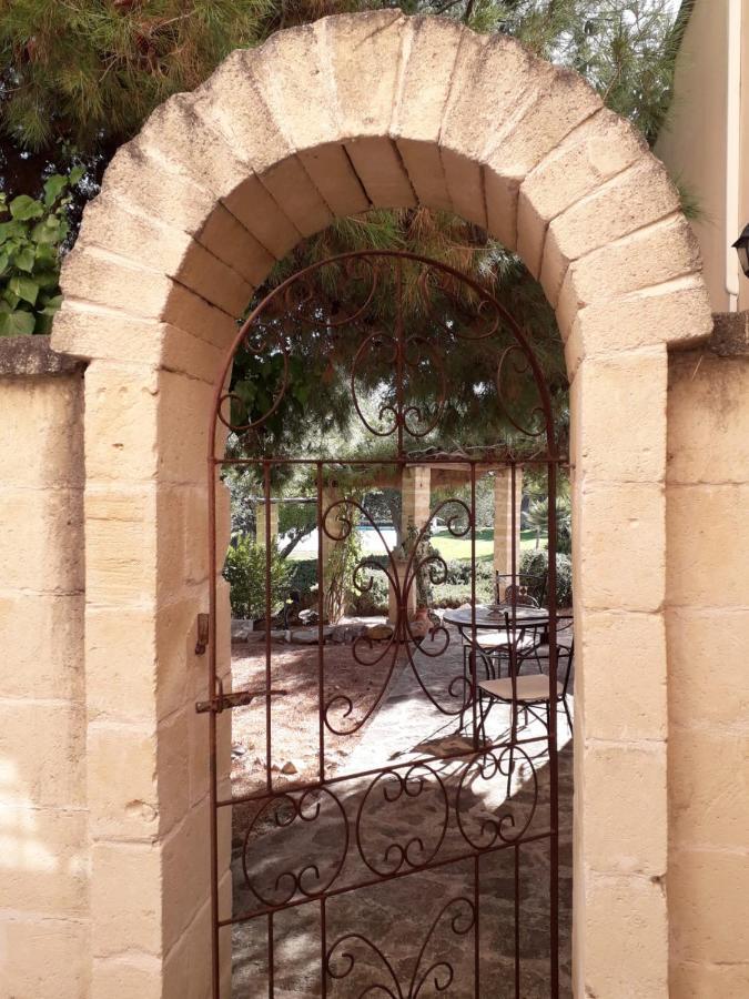 Masseria Due Torri Monopoli Bagian luar foto